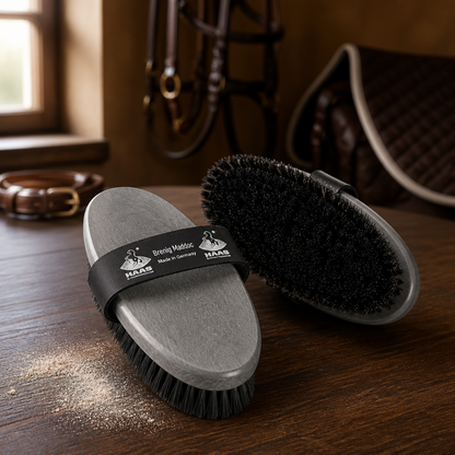 Haas Brenig Madoc Grooming Brush