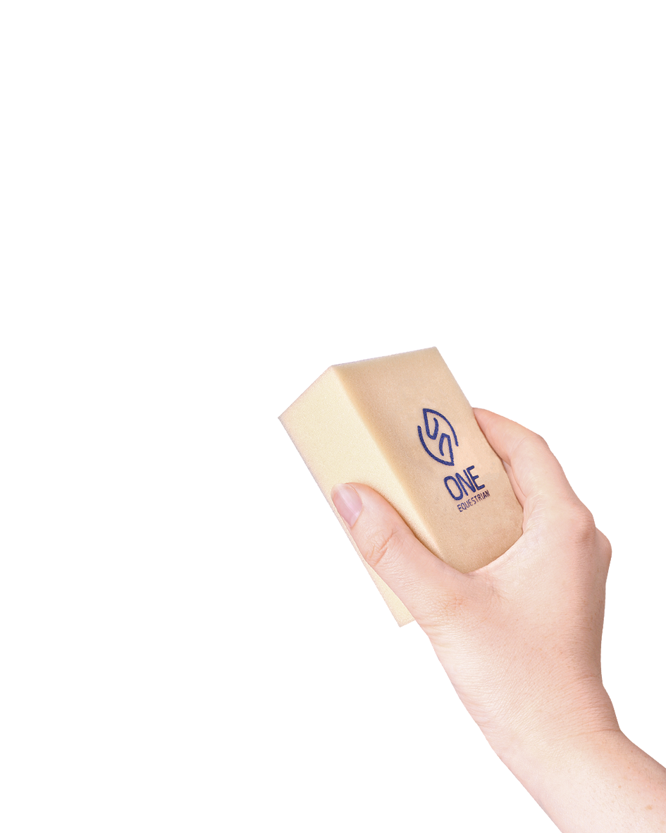 One Tack cleaning sponge duo